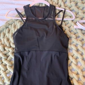 Lululemon workout tank